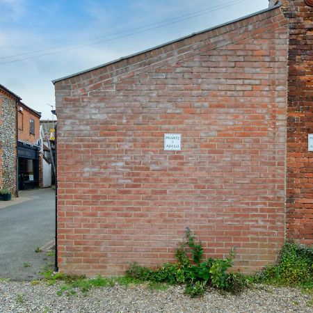 Owls Nest Apartment Holt  Exterior foto